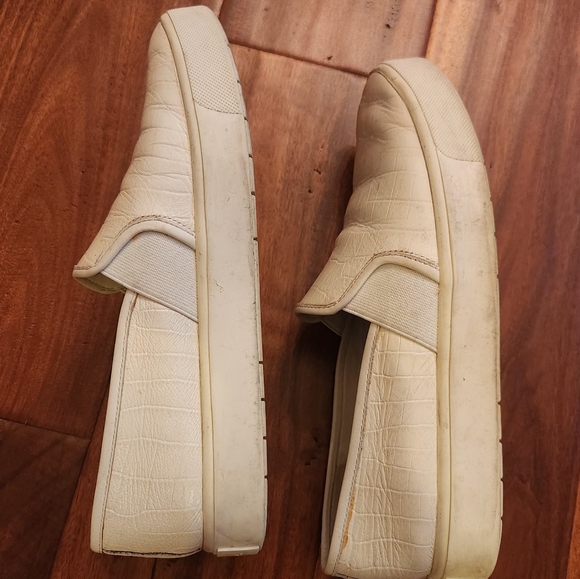 VINCE Slip-on Sneaker - Picture 5 of 8
